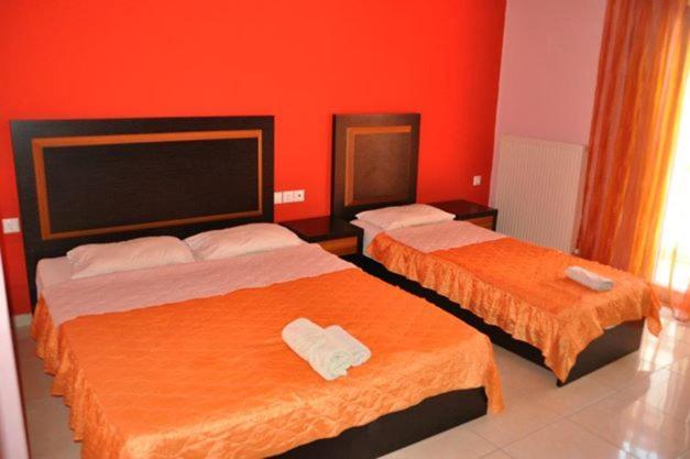 Hotel Louiza Paralía Esterno foto