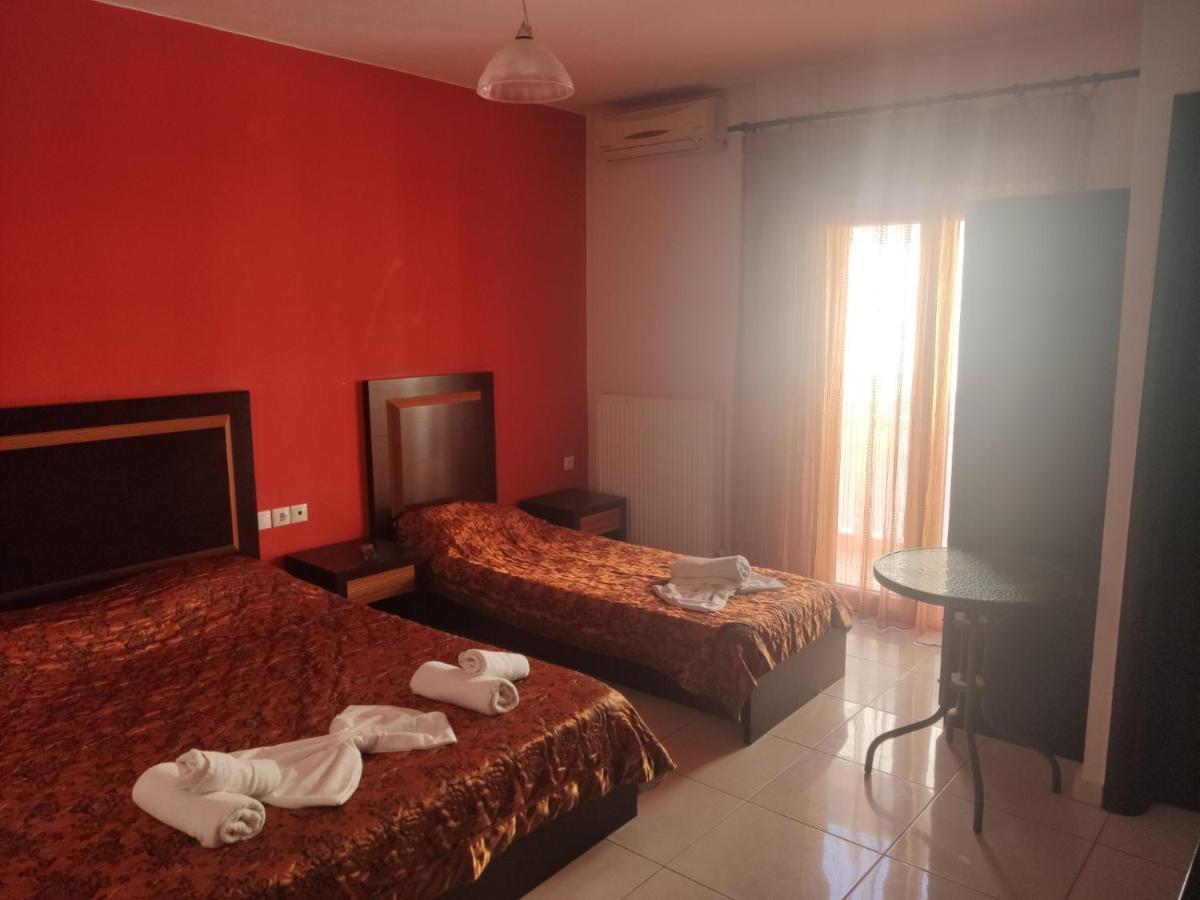 Hotel Louiza Paralía Esterno foto