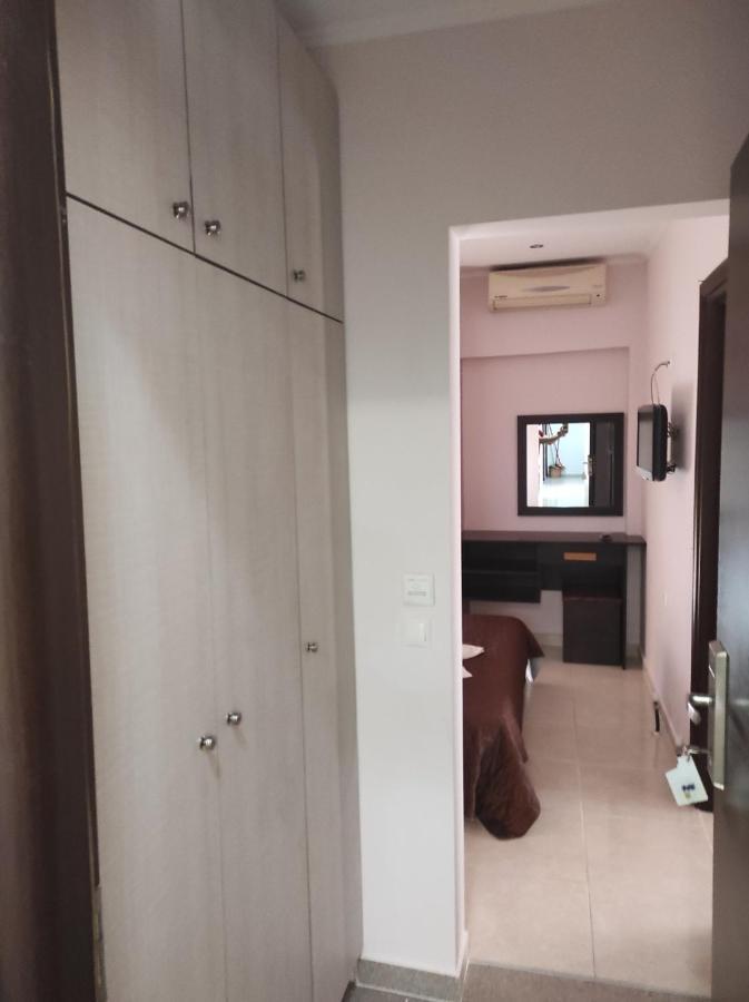 Hotel Louiza Paralía Esterno foto